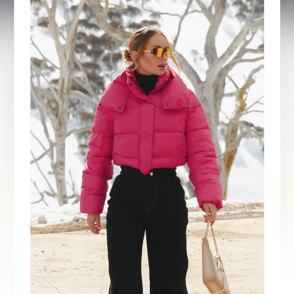 UNREAL FUR PHAEDRA JACKET SIZE M CROPPED HOT PINK WORN ONCE!! PERFECT CONDITION